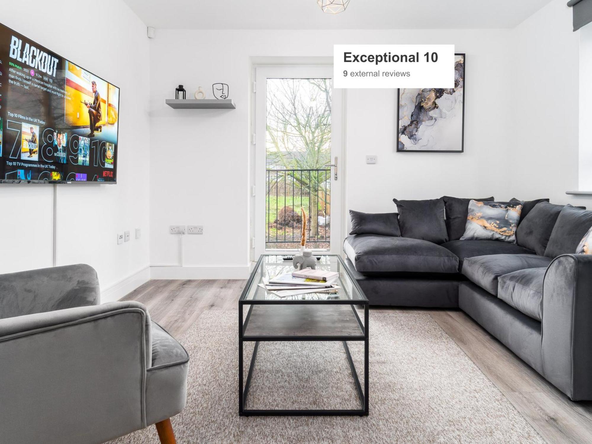 Luxury Apartment - 2 Bedrooms - Balcony - Parking - Netflix - Wifi - 7Mc Birmingham Exterior photo